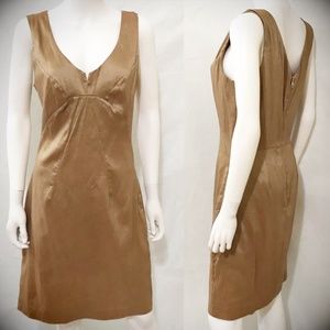 Walter Baker Sz M Bodycon Dress Gold V Neck Party